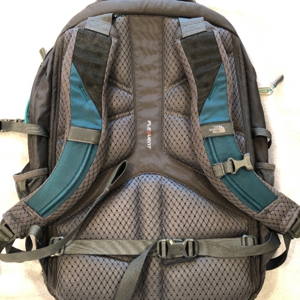 north face backpack - Picture 2 of 4